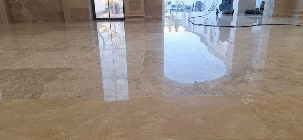 کفسابی در مهرآباد، شهران، آزادشهر